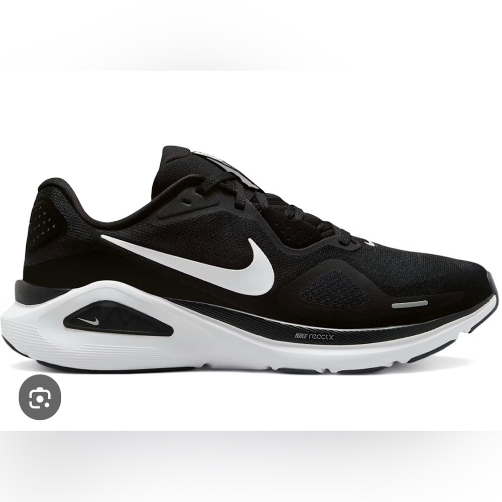 Nike Structure 26. Sneakers Men's 15 Black Road Running Shoes